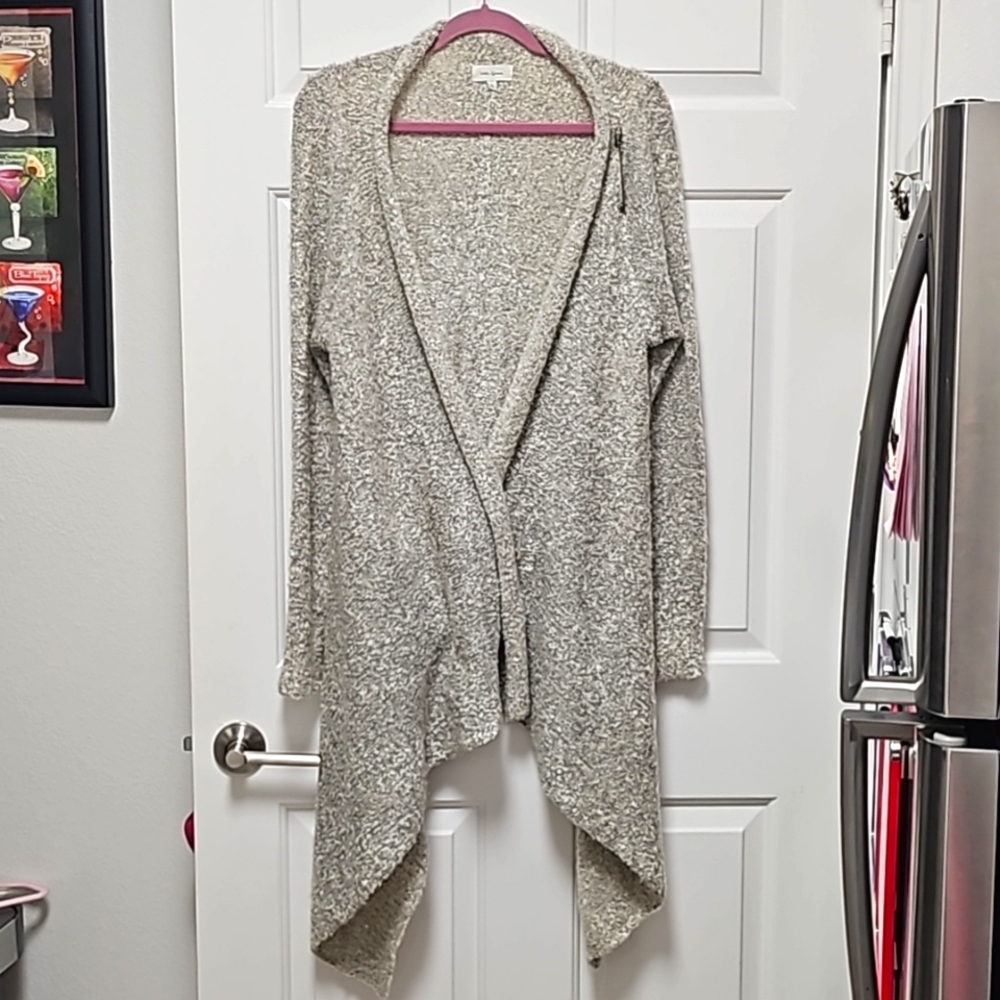 ✨️With Grace Asymmetrical Textured Cardigan w/Big Safety Pin Accent Size Large